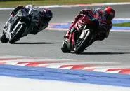 Marc Marquez Raih Kemenangan, Bezzecchi Tergelincir di San Marino