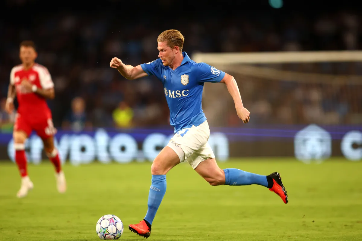 Napoli Siapkan Skuad Terbaik Hadapi Bologna di Serie A - sumber: (footballitalia)