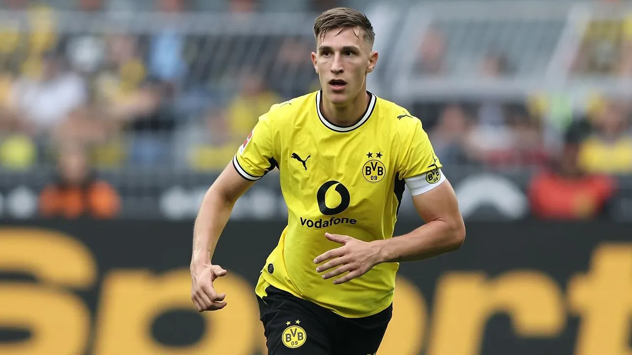 Nico Schlotterbeck Bahagia Kembali Bermain Setelah Pulih dari Cedera