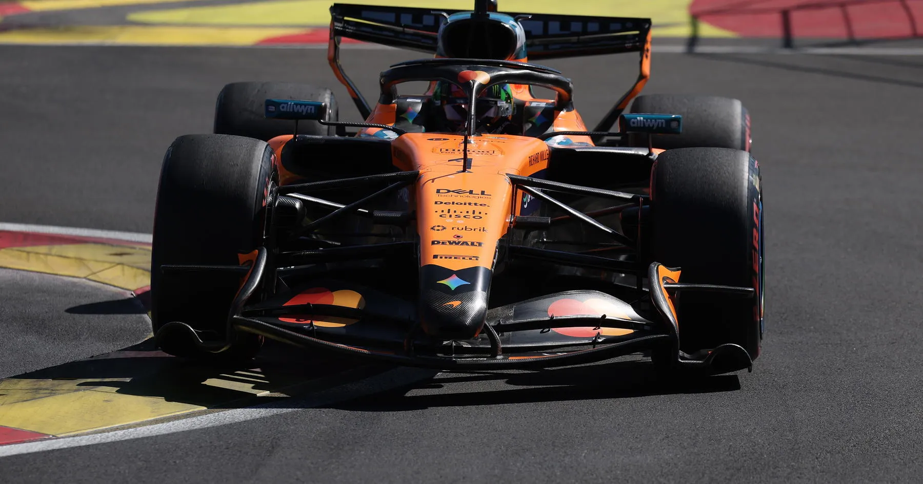Rahasianya Lando Norris Raih Pole di GP Spanyol - sumber: (racingnews365)