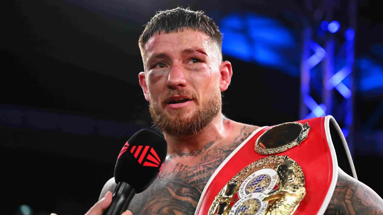 Liam Paro mengungkit kekalahan Garcia dari Rolando Romero sekaligus menantang petinju Amerika Serikat itu untuk bertarung. (Foto: Fight TV)