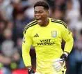 Zion Suzuki Sulit Terima Kekalahan Aston Villa dari Nottingham Forest