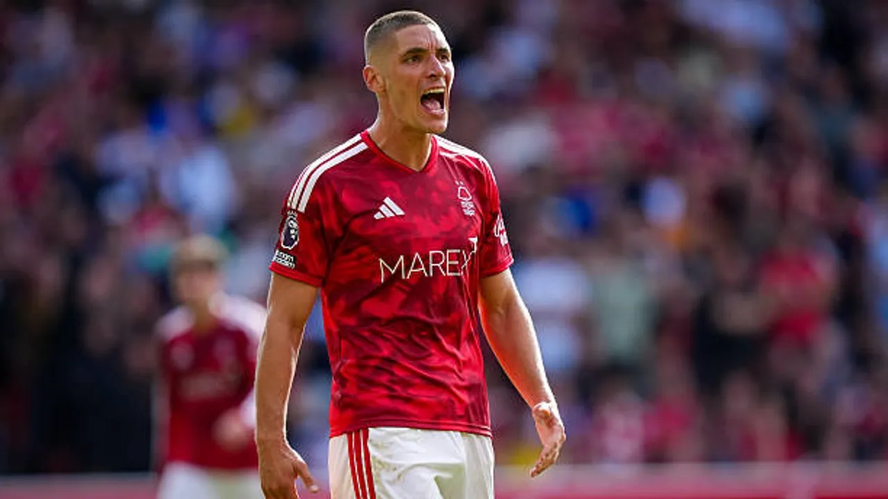 AC Milan Incar Nikola Milenkovic dari Nottingham Forest di Januari
