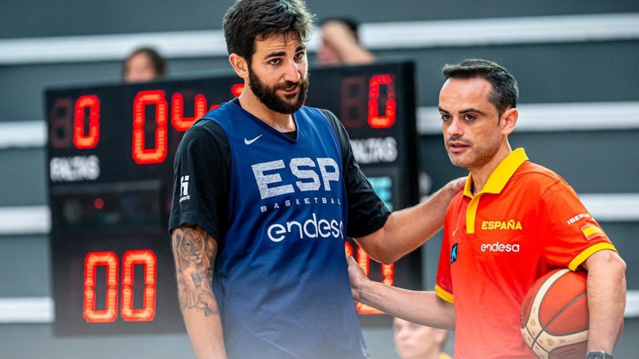 Bogor Hornbills Rekrut Asisten Pelatih Timnas Basket Spanyol