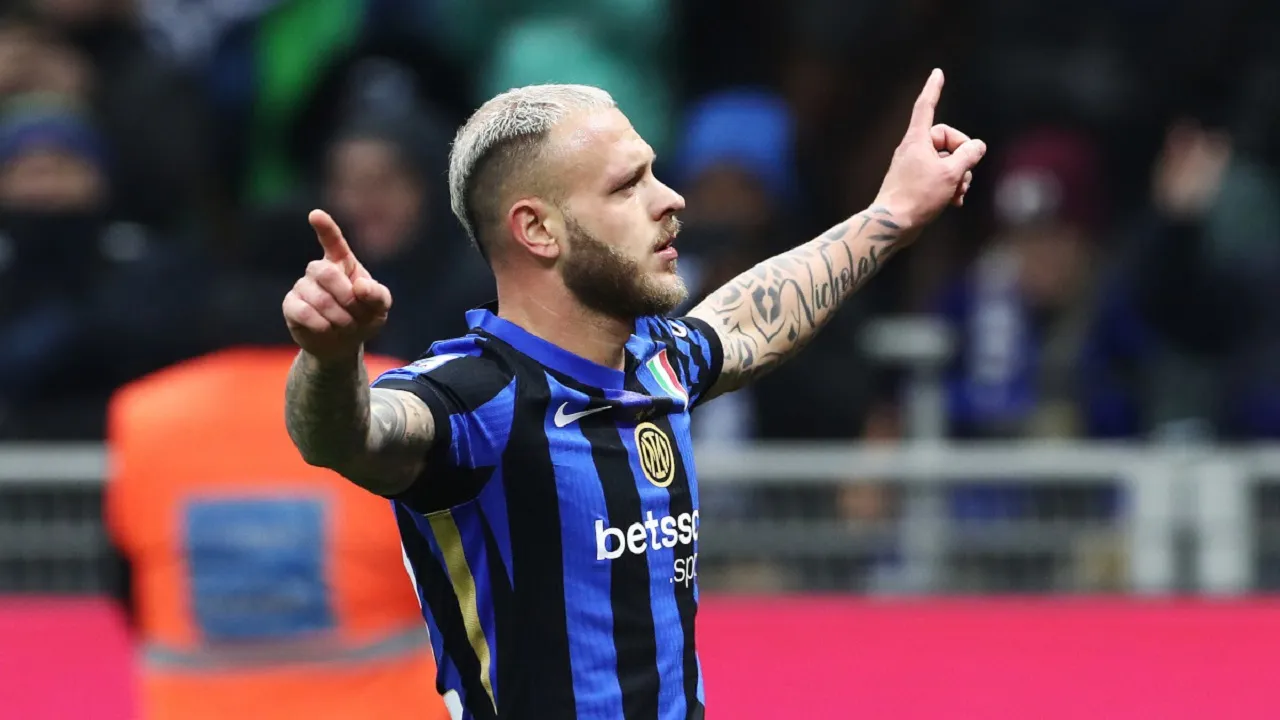 Federico Dimarco Raih Penghargaan AIC Selama Tiga Tahun Beruntun