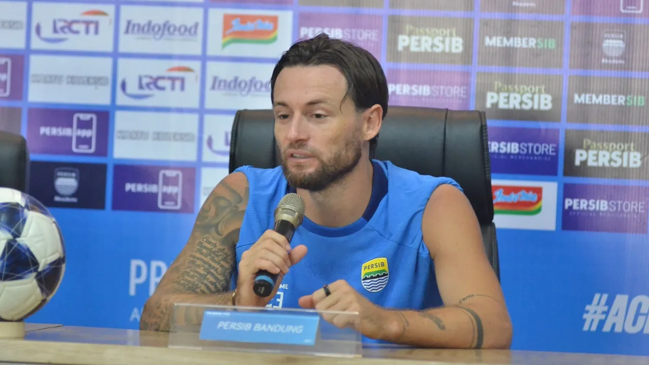Kapten Persib, Marc Klok