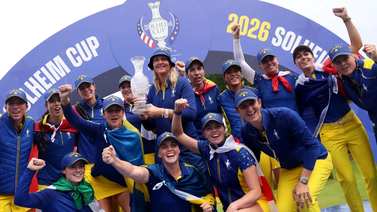 Para pemain Tim Eropa melakukan selebrasi setelah memastikan kemenangan di Solheim Cup 2026. (Foto: Golf Digest)