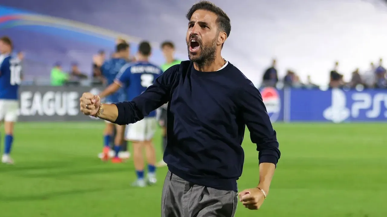 Jelang Lawan Parma, Cesc Fabregas Waspadai Kelelahan Timnya Usai UCL
