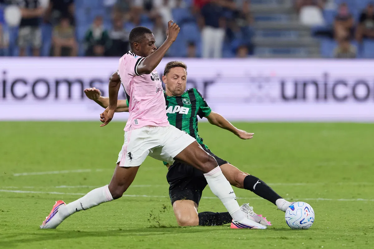 Juventus Tumbang 2-3 dari Sassuolo meski Zhegrova Bersinar - sumber: (footballitalia)