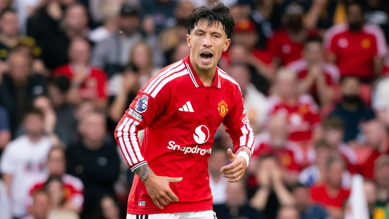 Kalah di Laga Derby, Lisandro Martinez Sebut MU Diperlakukan Tidak Adil