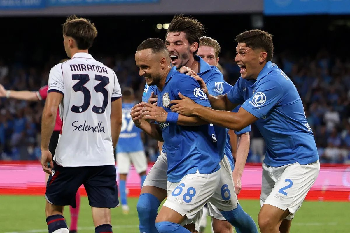 Lobotka Ungkap Aksi Heroik di Lini Depan Napoli - sumber: (footballitalia)