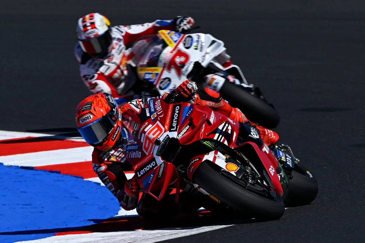 Marc Marquez Bermain-main di GP San Marino, Kata Alex - sumber: (motorsport)