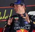 Max Verstappen Tertawa Saat Hamilton Bahas Pensiun Ferrari