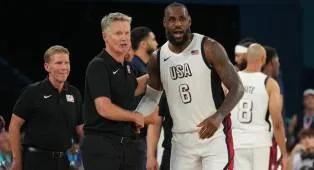 Penggemar Warriors Lega LeBron Tak Bergabung