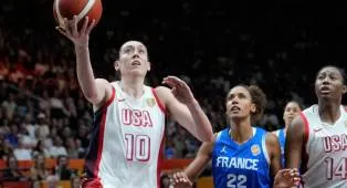 Tim AS Atasi Defisit 14 Poin untuk Juarai Piala Dunia FIBA Putri 2026