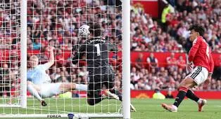 VAR Kecolongan Gol Erling Haaland, Pro Ref Hubungi Manchester United