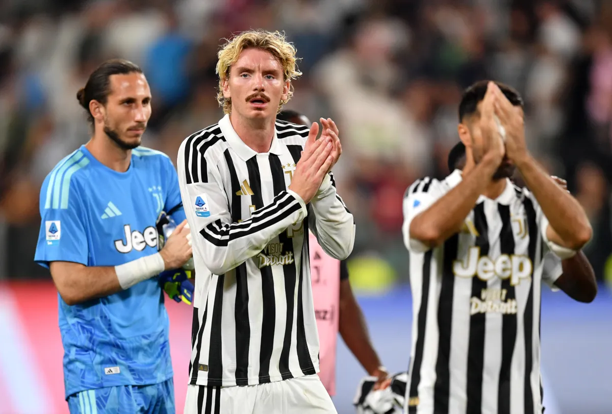 Walter Zenga Soroti Masalah Juventus, Kurang Striker Tajam - sumber: (footballitalia)