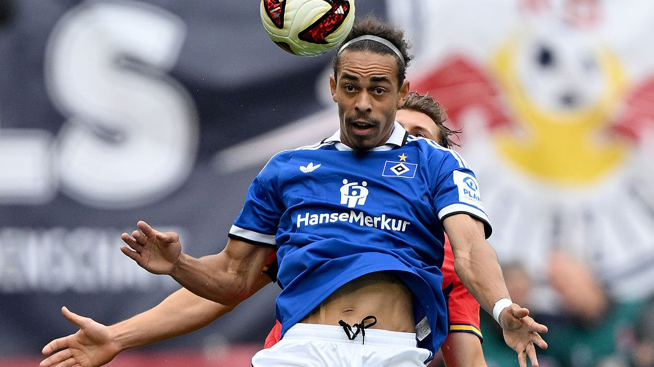 Yussuf Poulsen Rayakan 250 Penampilan Bundesliga dengan Hasil Pahit