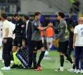 Cedera John Stones di Laga Perdana Jadi Tantangan Bagi Inter