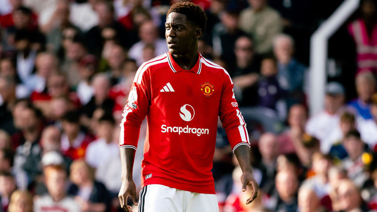 Elliot Anderson Puji Kualitas Kobbie Mainoo Usai Derby Manchester
