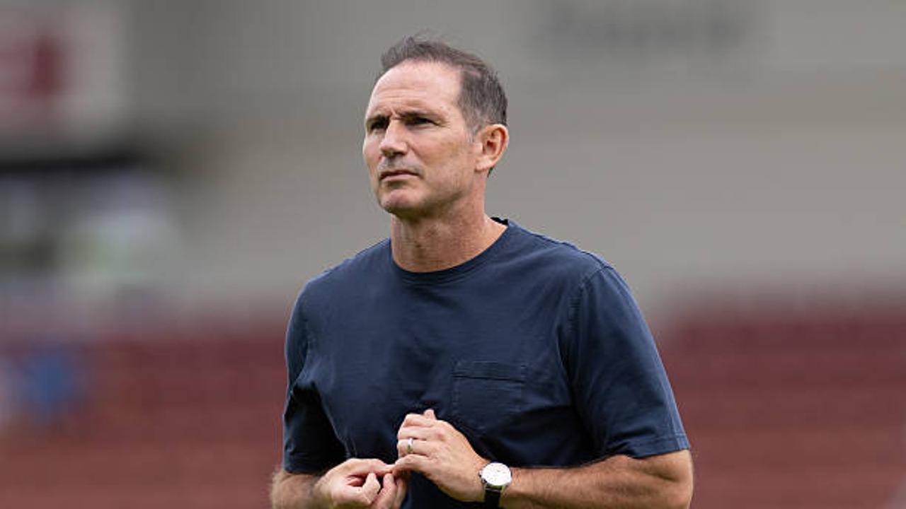 Frank Lampard Beri Sinyal Rotasi Skuad Coventry City saat Jumpa Aston Villa