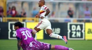 Gol Pembuka Malen Samai Prestasi Totti di Laga Torino vs Roma