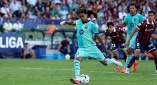 Lamine Yamal Sebut Barcelona Pengecut jika Tidak Bidik Liga Champions