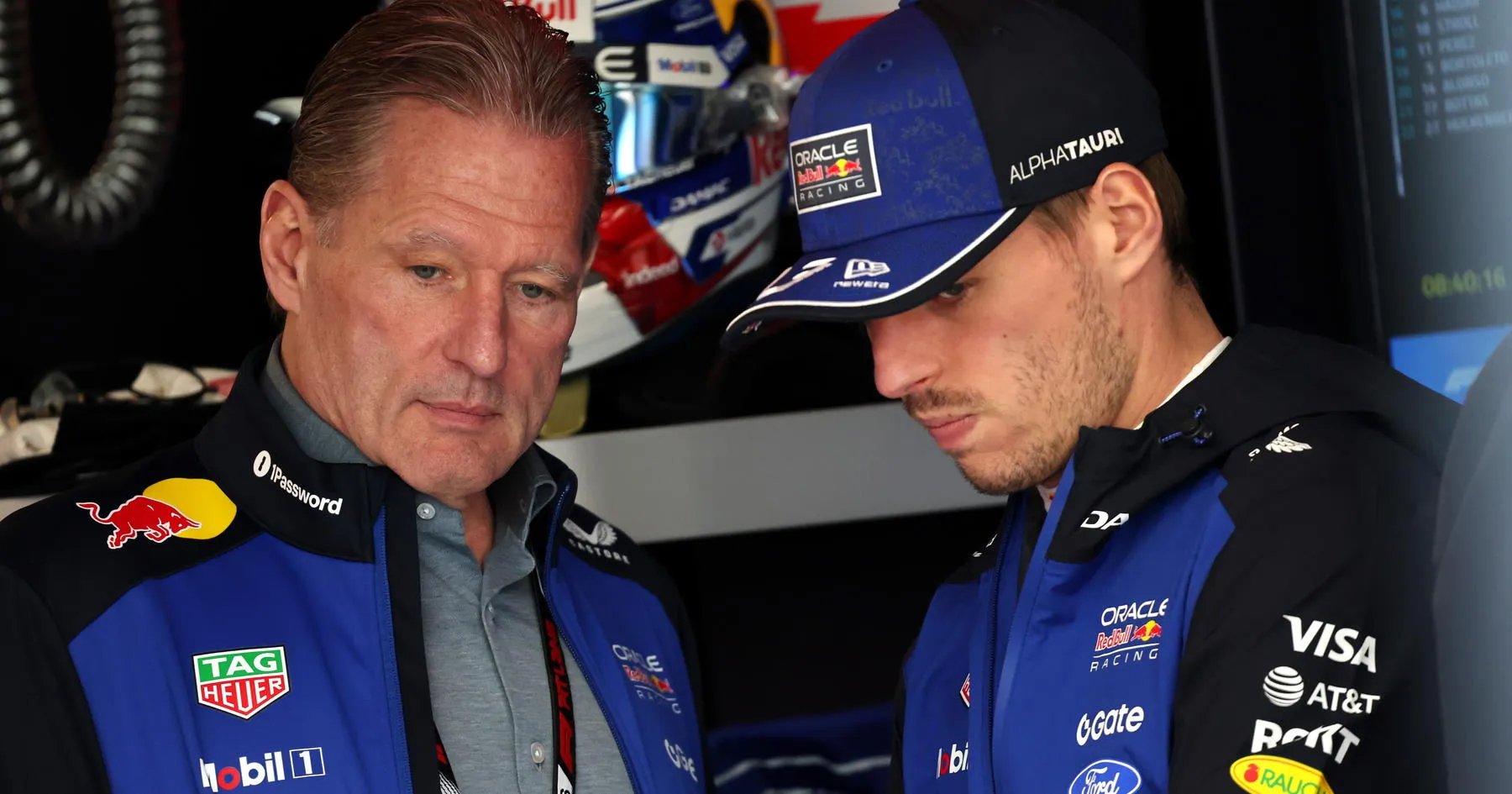 Max Verstappen Perpanjang Kontrak dengan Red Bull hingga 2030 - sumber: (racingnews365)