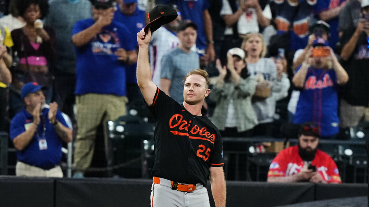 Pete Alonso Dapat Sambutan Meriah saat New York Mets Gagal ke Playoff