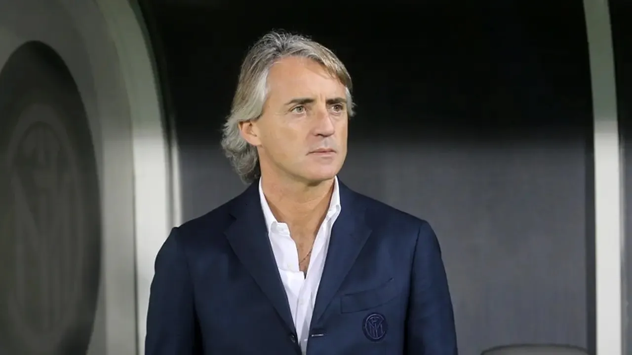 Roberto Mancini Pantau Tiga Calon Pemain Timnas Italia di Laga Torino vs Roma
