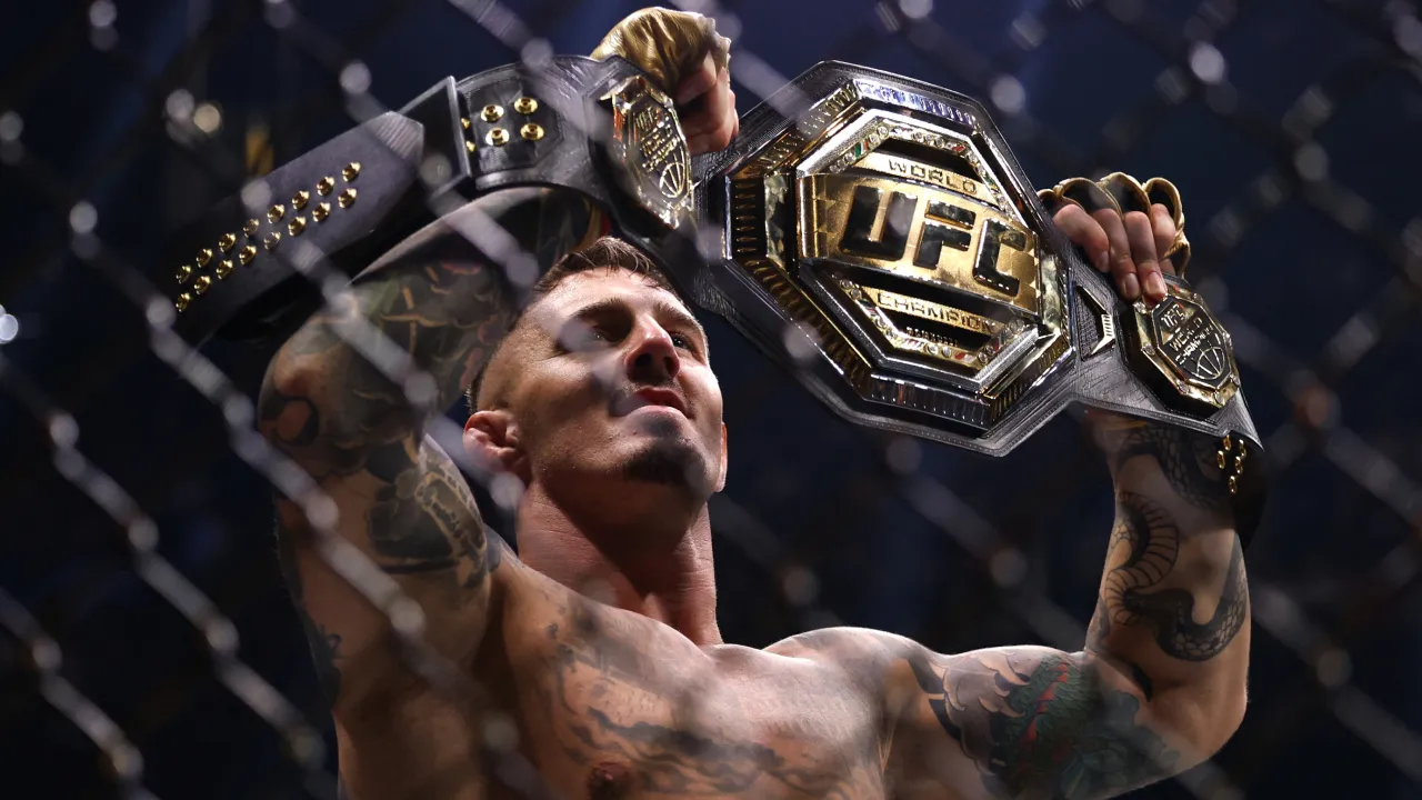 Tom Aspinall memilih mengosongkan gelar agar divisi kelas berat UFC tidak terhambat. (Foto: Fight TV)
