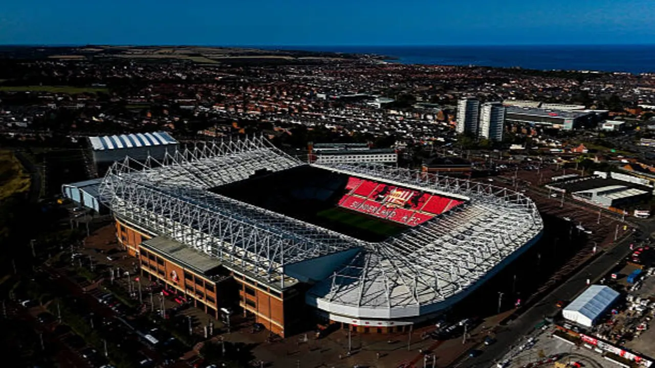 Tom Burwell Minta Pendukung Sunderland Meriahkan Laga Liga Europa