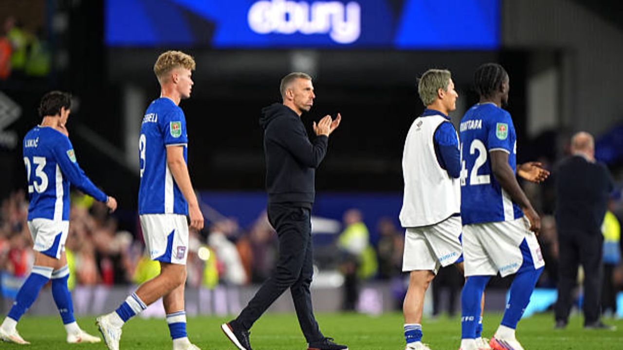 Gary O'Neil Nilai Banyak Hal Positif Meski Ipswich Town Gugur di Carabao Cup