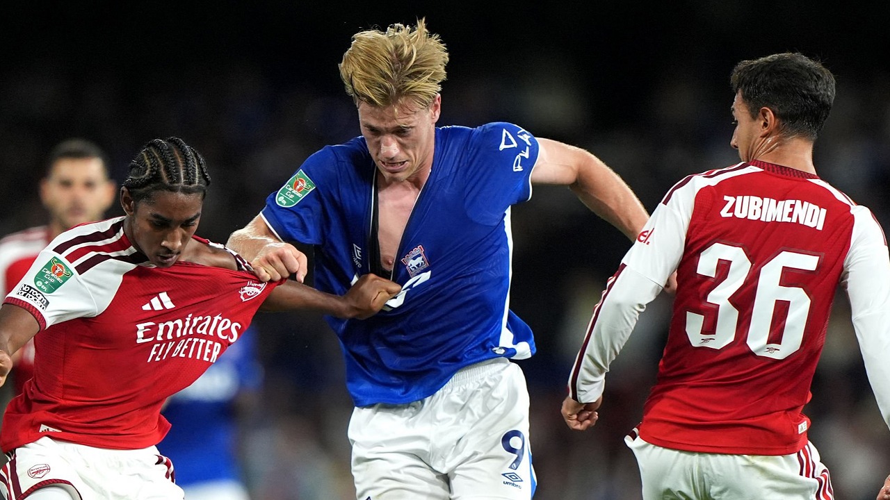 Gary O'Neil Puji Peran Penyerang Ipswich Usai Terdepak di Carabao Cup