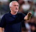 Jose Mourinho Kritik Lini Belakang Madrid meski Menang atas Elche