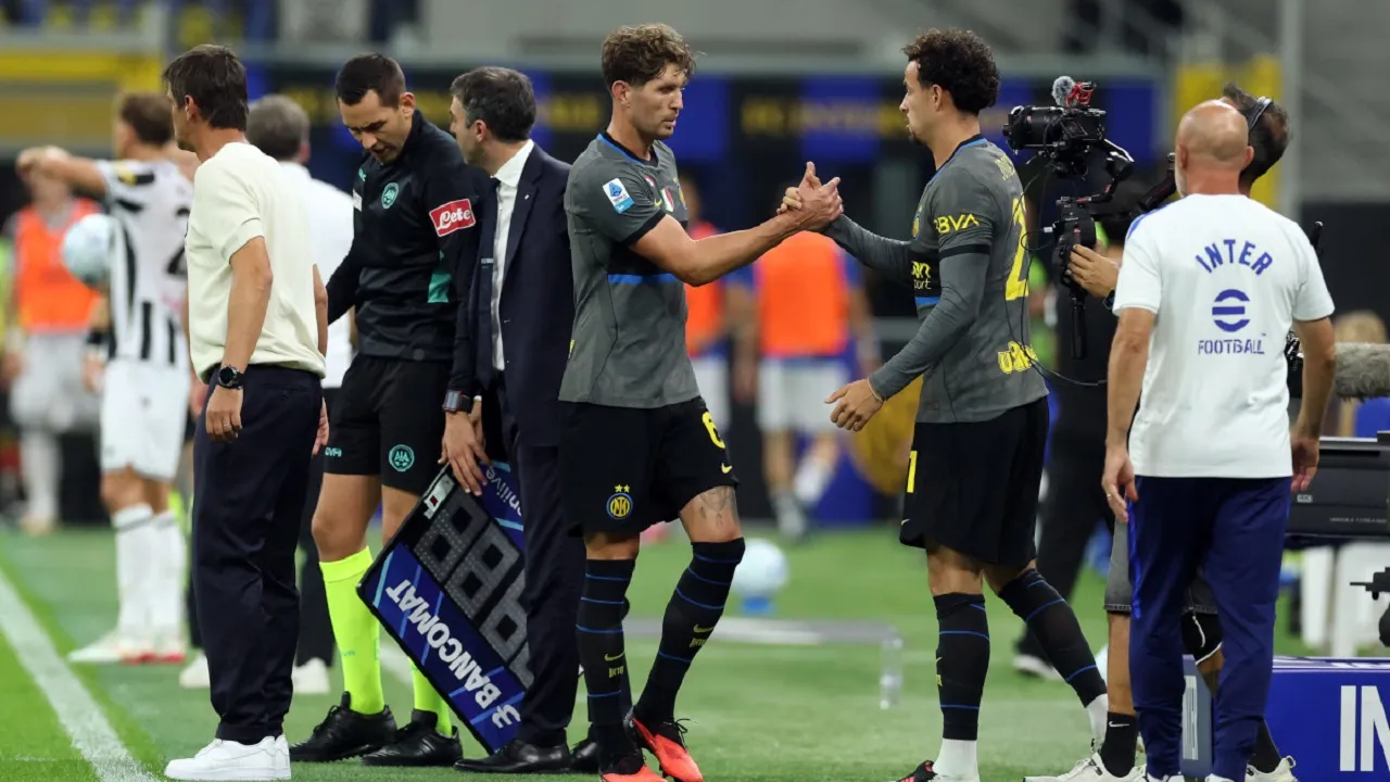 Kapan John Stones dan Hakan Calhanoglu Bisa Kembali Bermain?