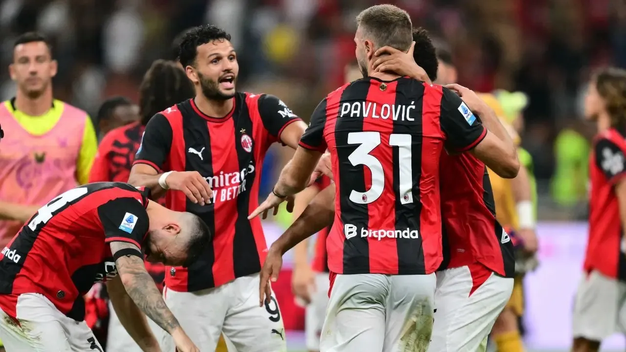 Suasana Ceria Warnai Latihan Terakhir AC Milan Jelang Hadapi Benfica