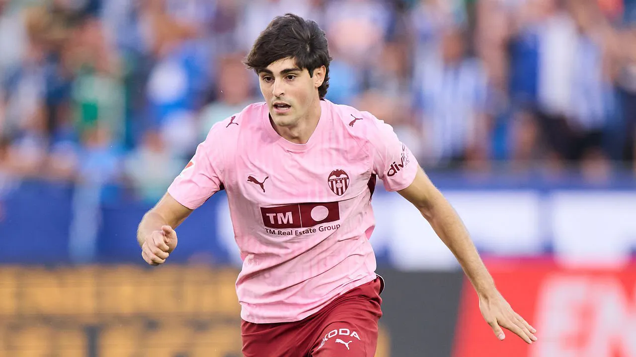 Usai Kalahkan Alaves, Javi Guerra Ingin Valencia Lanjutkan Tren Positif