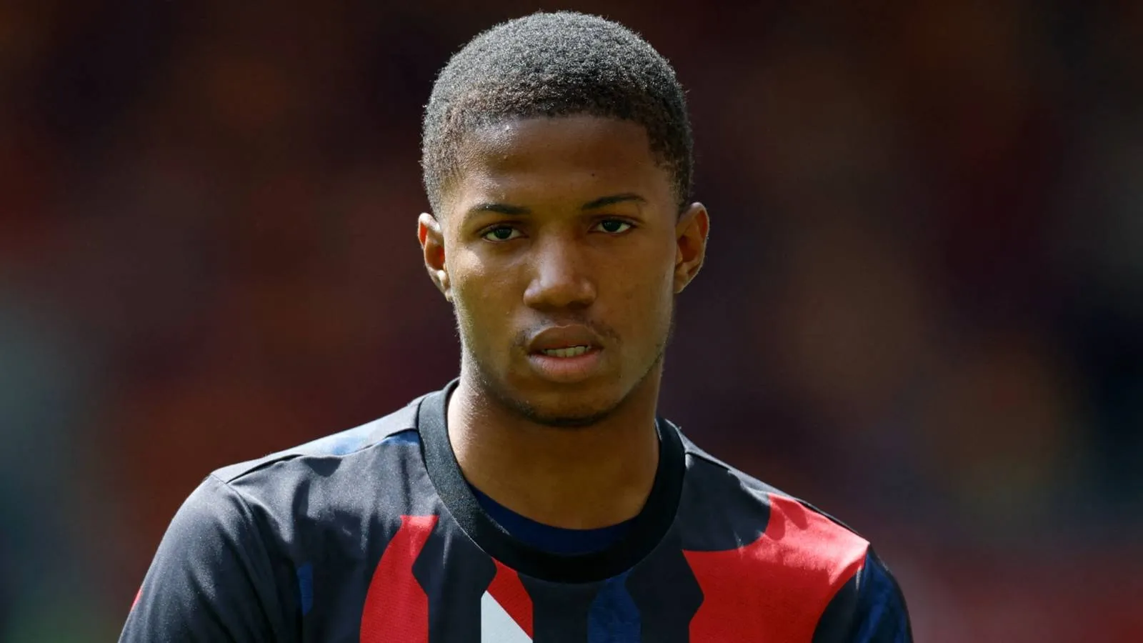 Willem II vs Ajax: Sorotan Laga Warnai Penilaian Chido Obi di Manchester United - sumber: (givemesport)