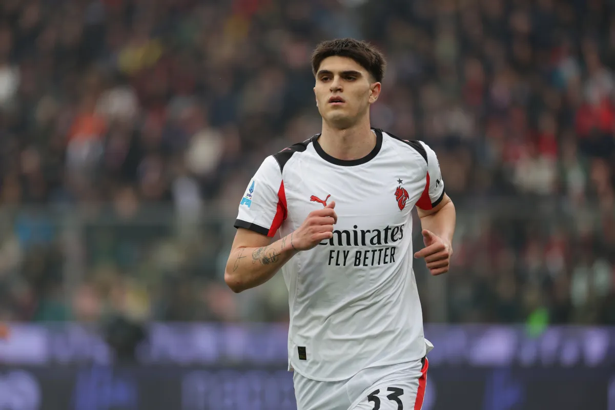 AC Milan Siap Tantang Benfica dengan Pemain Kunci Andalan - sumber: (footballitalia)