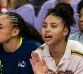 Azzi Fudd Siap Dukung Dallas Wings di Playoff dari Sisi Lapangan