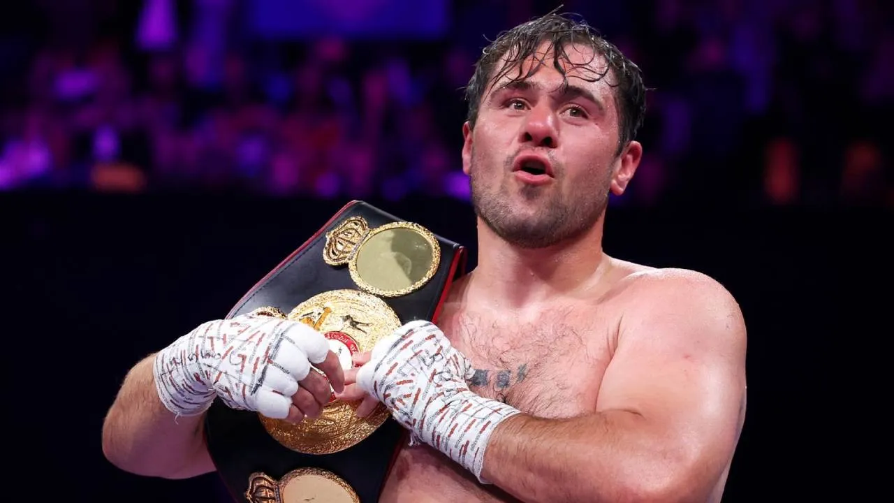 Dave Allen mengatakan dirinya sedang menjajaki pertarungan melawan Andy Ruiz di Sheffield Arena pada awal tahun depan. (Foto: Fight TV)