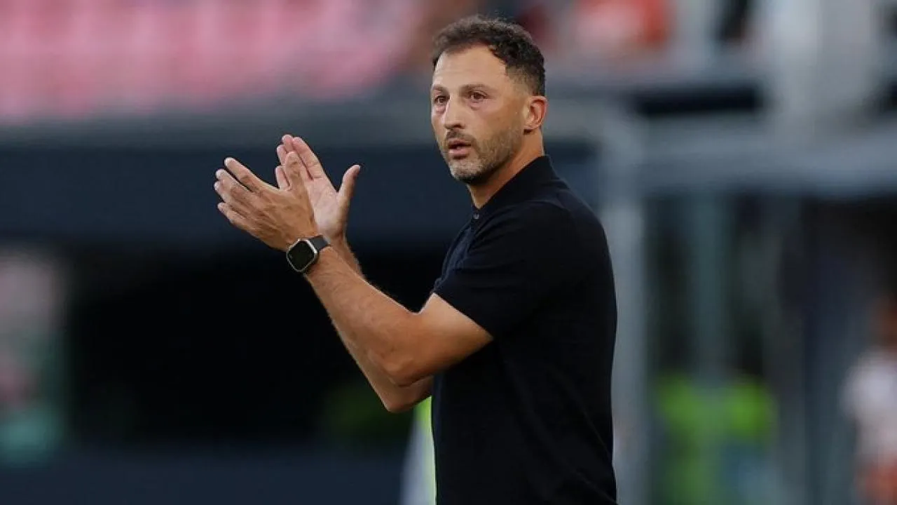 Domenico Tedesco Akui Kecewa Dipecat Bologna Usai Cuma 4 Laga