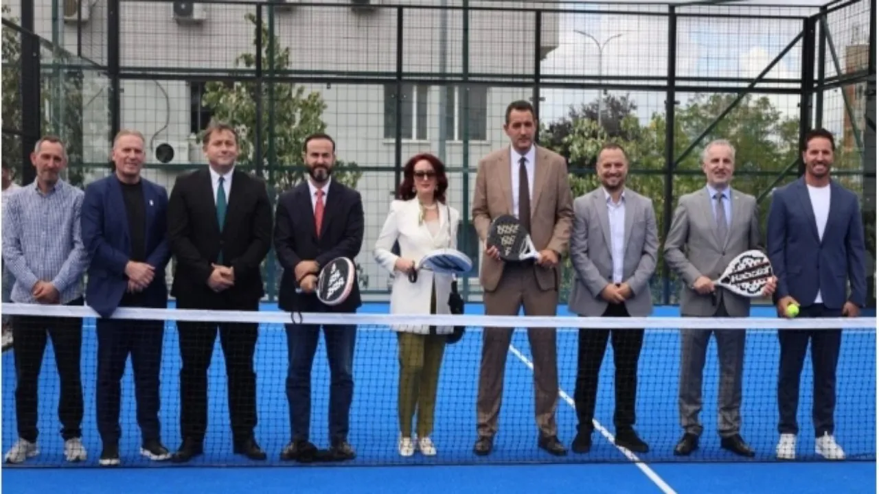 Kejuaraan Padel Universitas Berlangsung di Pristina Kosovo