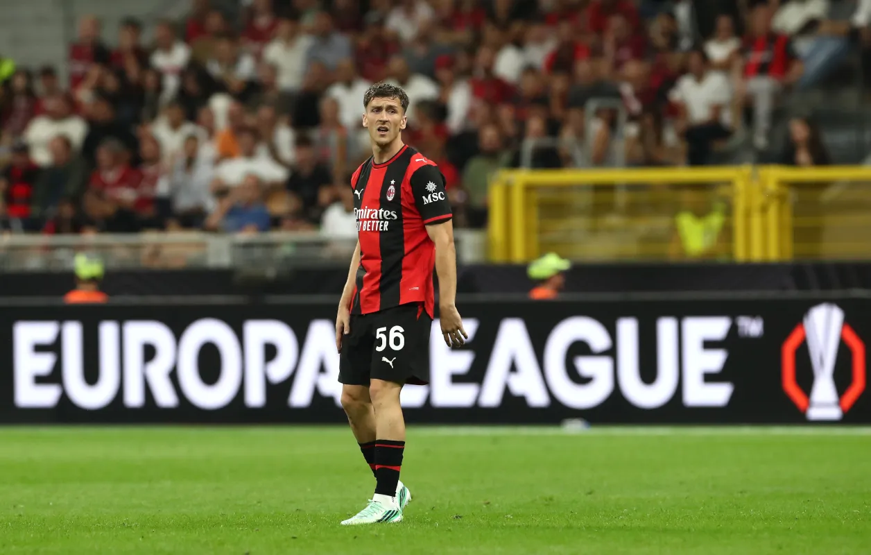 Kekalahan 2-0 Milan dari Benfica, Saelemaekers: Tanpa Alasan - sumber: (footballitalia)