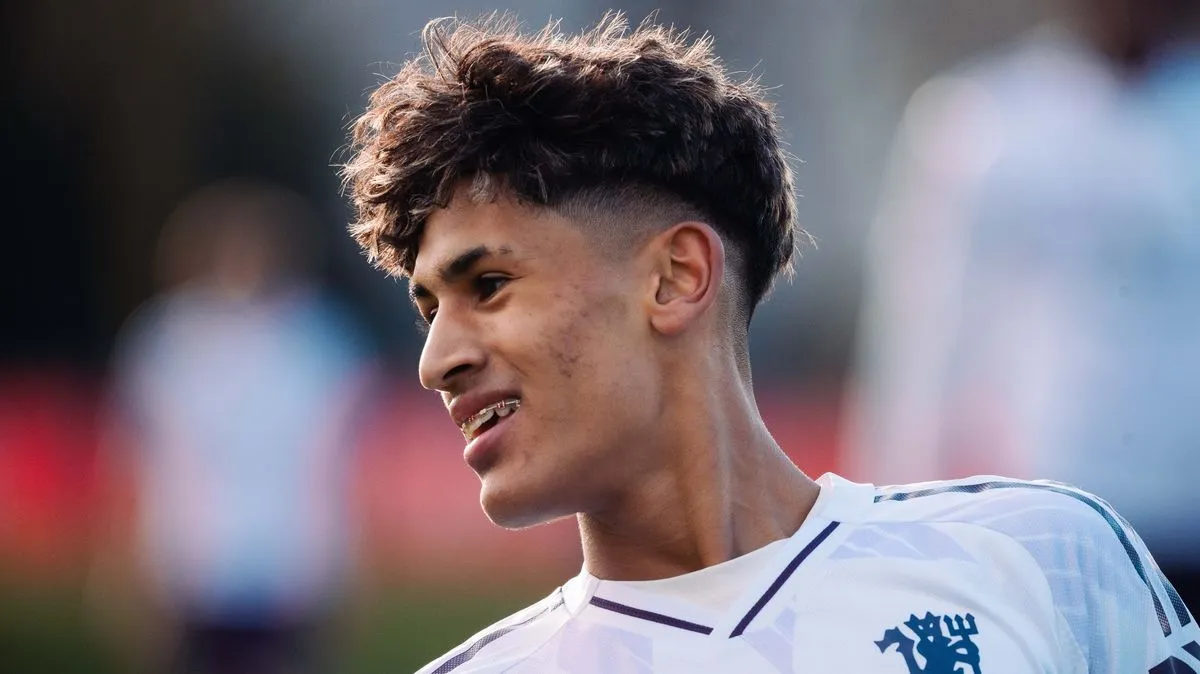 Mantan Bintang Arsenal Berperan dalam Pemberontakan JJ Gabriel - sumber: (footballlondon)
