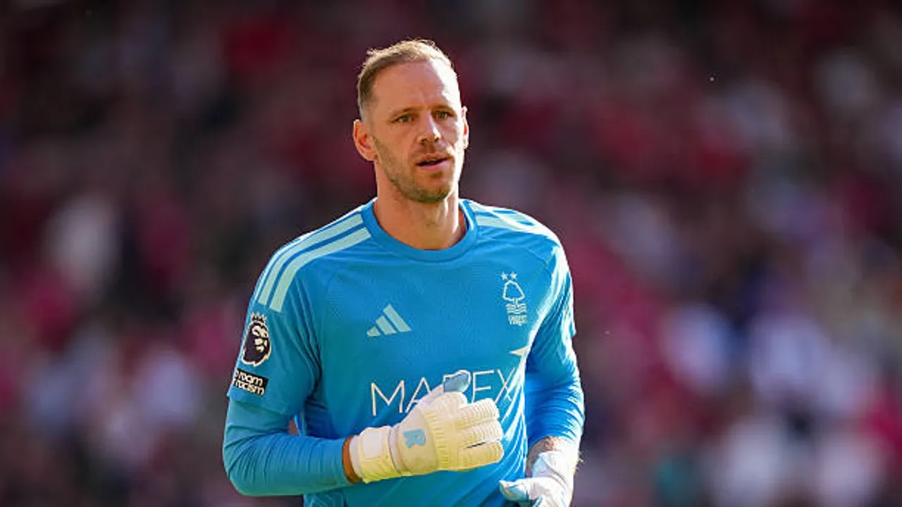 Matz Sels Pensiun dari Timnas Belgia Usai Tolak Rayuan Mark van Bommel