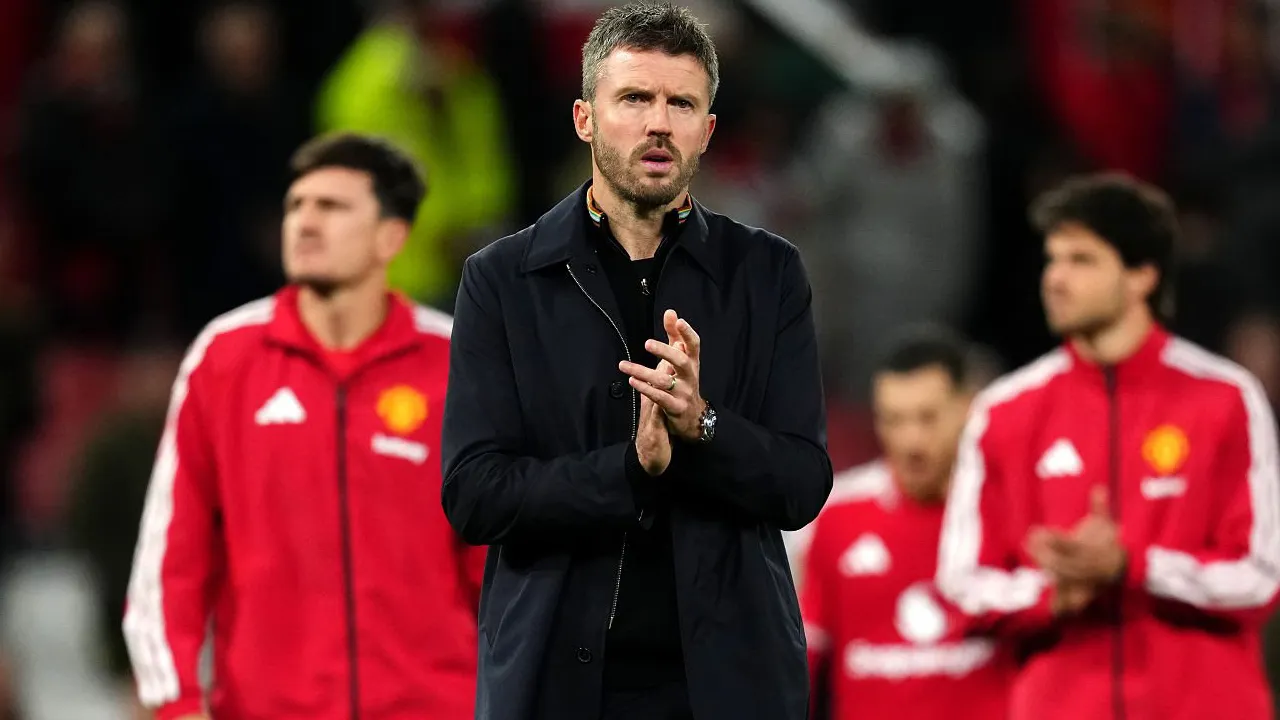 Michael Carrick Bahas Kekalahan MU dari Brighton di Carabao Cup