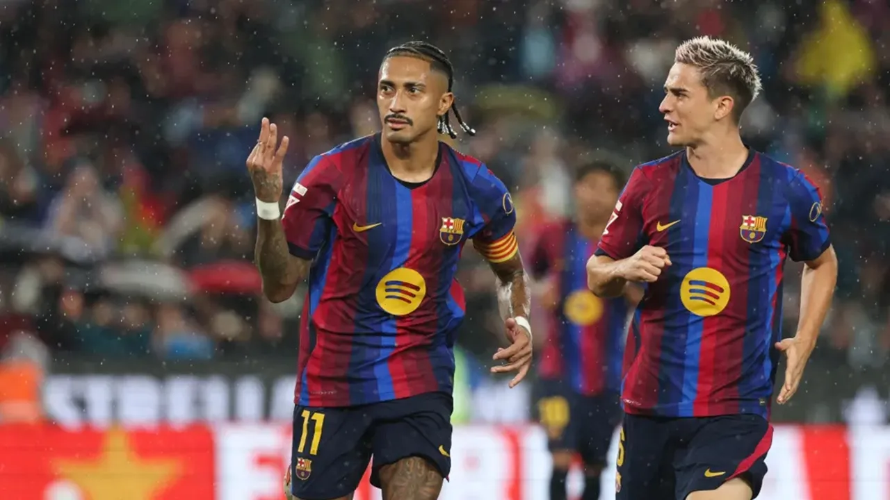 Raphinha Masih Belum Puas meski Cetak Hat-trick Lawan Santander