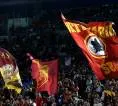 16 Suporter Roma Dilarang Masuk Stadion Italia karena Salam Fasis